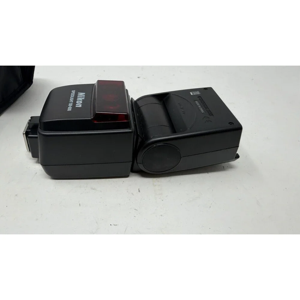 NIKON SB-600 Speedlight Camera Flash with Case - Tested